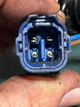Lade das Bild in den Galerie-Viewer, 150 200 225 250 hp Yamaha OIL LEVEL GAUGE 6E5-85720-04-00 V6 Two-Stroke 1995-2004 OX66 some 115 130 hp compatibility