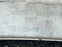 Load image into Gallery viewer, DF 150 hp Suzuki SIDE COVER STBD 61811-96J20-Y5S PORT 61821-96J11-Y5S four stroke 2014-2017