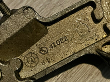 Load image into Gallery viewer, 135 150 175 200 hp Mercury THROTTLE LEVER 41022 41095T 410952 CONTROL ROD 814929 two stroke 1992-1996