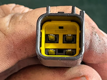 Load image into Gallery viewer, f 225 200 hp Yamaha PULSER COIL PLATE 69J-85580-00-00 four stroke SENSOR 888306T1 2002-2010 YamaMerc