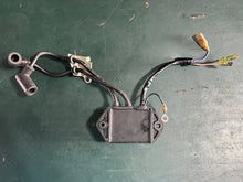 Cargar imagen en el visor de la galería, DT 8 HP Suzuki 32900-98110 CDI UNIT & IGNITION COIL electrical Two Stroke OEM NLA also 6 hp