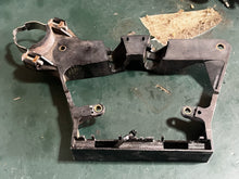 Load image into Gallery viewer, 200 225 hp Johnson Evinrude ELECTRICAL BRACKET 0583997 0584975 two stroke v6 some 120-250 hp compatibility