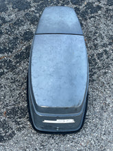 Load image into Gallery viewer, 50 40 HP Yamaha top cowl 6H4-42610-U1-EK (no oil cap hole) 1989-1994 two stroke 6H4-42610-44-EK (oil access)