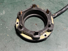 Cargar imagen en el visor de la galería, 150 175 200 hp Yamaha HPDI 60V-85580-00-00 60V-85580-10-00 PULSER COIL two stroke 7-pin 2000-2005 - also 60V-WS855-00-00 some compatibility 150 vmax motors as well as 225 250 300 hp