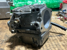 Load image into Gallery viewer, 90 75 hp Yamaha carburetor set with linkages 6H1-14301-07-00 6H1-14302-07-00 6H1-14303-07-00 Two Stroke 1992-2003