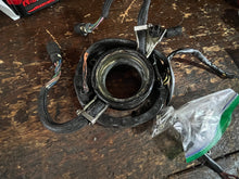Cargar imagen en el visor de la galería, 140 hp Johnson Evinrude V4 looper STATOR 3/9 AMP 0583410 TIMER BASE 0583508 outboard some compatibility 110 120 125 130 1990-1998