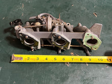 Cargar imagen en el visor de la galería, BF 25 30 hp Honda INTAKE MANIFOLD 17100-ZV7-000ZA with THROTTLE ROD DIAPHRAGM 16400-ZV5-015 four stroke pre 1997-2003