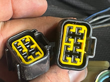 Cargar imagen en el visor de la galería, BF 90 75 HP Honda Remote Control Cable Assy A wire harness 32520-ZW1-740 Four Stroke Outboard Motors 1997-2006