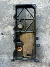 Load image into Gallery viewer, f 50 60 hp Yamaha CYLINDER HEAD COVER 6C5-11191-02-9S valve Four Stroke 2005-up