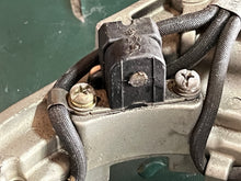 Load image into Gallery viewer, f 225 200 hp Yamaha PULSER COIL PLATE 69J-85580-00-00 four stroke SENSOR 888306T1 2002-2010 YamaMerc