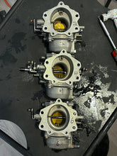 Lade das Bild in den Galerie-Viewer, 225 hp Yamaha 76 degree CARBURETOR SET 2-4-6 62J-14301-00-00 62J-14302-00-00 62J-14303-00-00 two stroke 1994-1996