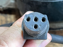 Load image into Gallery viewer, 110 100 90 88 hp Johnson Evinrude 0583127 TIMER BASE 1986-87 two stroke other #s 0583128 0583376