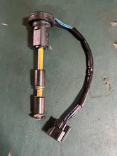 Load image into Gallery viewer, sold may2026——200 225 250 300 Yamaha hpdi OIL LEVEL SENSOR 61A-85730-03-00 two stroke 1998-2009 super 61A-02 61A-01 61A-00