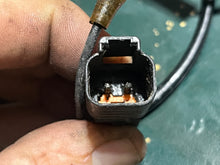 Lade das Bild in den Galerie-Viewer, 200 225 hp Johnson Evinrude ENGINE HARNESS motor cable assy 586023 0586243 two stroke v6