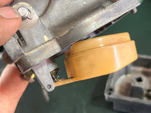 Load image into Gallery viewer, 50 40 hp Mercury CARBURETOR SET 823799T34 823799T35 823799T36 wme 93-1a 93-2a 93-3a 3 Cylinder Two Stroke 2005 Electric