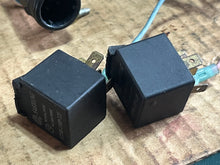 Cargar imagen en el visor de la galería, 40 50 hp Nissan Tohatsu 3C8761100M Cord Assy A two stroke harness with two fuses 2003