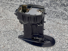 Charger l'image dans la galerie, MFS 50 40 hp Tohatsu midsection DRIVE SHAFT HOUSING long 3KYQ610301 four stroke 2013-2025 some 60 hp