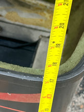 Lade das Bild in den Galerie-Viewer, 90 hp Force Marine 819364A7 TOP COWL ASSEMBLY two stroke outboard 1996 mercury