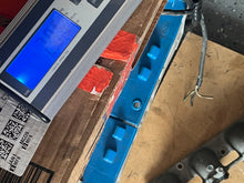 Load image into Gallery viewer, f 100 90 80 hp Yamaha 67F-13641-00-94 MANIFOLD 1,  DIAPHRAGM 67F-14369-00-00 1999-2003 four stroke