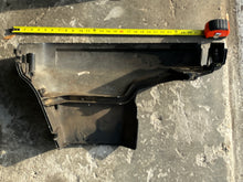 Load image into Gallery viewer, 90 hp Mercury bottom cowl lower side covers Two Stroke CARBURETED MOTORS ONLY 2188-821874-1 2188-821873-1