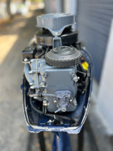 Cargar imagen en el visor de la galería, BF 7.5 hp Honda four stroke outboard BF75 short shaft tiller steer