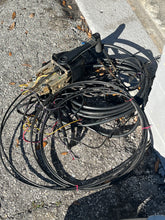 Cargar imagen en el visor de la galería, sold june2025——-Freshwater 70 hp Johnson SUPER-CLEAN w great compression 70PLSIS 2001