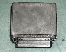 Load image into Gallery viewer, DF 40 50 hp Suzuki 33920-87JA2 ecm ENGINE CONTROL MODULE ecu MODEL 07 1999-2007 four stroke SUPERSEDED PART #s: 33920-87JA4 33920-87JA0 33920-87JA3 33920-87J20 33920-87J21 33920-87JA1 33920-87J41 33920-87J40