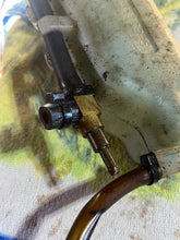 Cargar imagen en el visor de la galería, 135 150 hp Mercury Optimax OIL RESERVOIR 8M0062954 833069T3 Two Stroke 1998