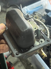 Cargar imagen en el visor de la galería, DT 225 200 150 hp Suzuki Efi FUEL VAPOR SEPARATOR 15600-92E21-0EP, cover 1-line 15620-88D21-0ED two stroke 1988-99