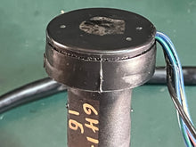 Cargar imagen en el visor de la galería, 90 75 hp Yamaha OIL LEVEL SENSOR 6H1-85720-16-00 6H1-85720-17-00 two stroke 1994-2009