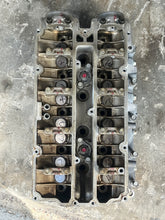 Load image into Gallery viewer, f 115 hp Yamaha CYLINDER HEAD ASSY 68V-11110-01-94 four stroke 2004 without cams