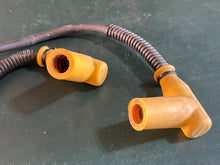 Cargar imagen en el visor de la galería, DT 225 200 175 150 hp Suzuki 33410-87D80 IGNITION COIL f6t532, 33510-87D20 SPARK PLUG CAP two stroke - OEM SUPER SIX ONLY