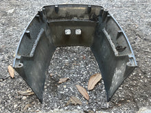 Lade das Bild in den Galerie-Viewer, 75 85 hp Yamaha BOTTOM COWL APRON 688-42741-00-4D two stroke - some compatibility with 90 hp 1994-1995