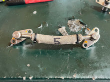 Lade das Bild in den Galerie-Viewer, sold local may2025—/250 hp Yamaha FUEL PIPE 5 60V-13975-10-00 two stroke HPDI 3.3 liter 2003-2008 60V-13975-00-00 some compatibility 225 300 hp