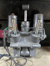 Load image into Gallery viewer, 90 70 60 hp Yamaha POWER TRIM & TILT 6H1-43800-17-4D 6H1-17 two stroke 2003-2009
