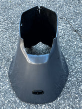 Lade das Bild in den Galerie-Viewer, 150 175 200 hp Yamaha BOTTOM COWLING APRON 68F-42741-00-4D two stroke 2.6 HPDI 2000-2011 some 175 200 hp compatibility