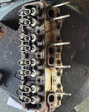 Cargar imagen en el visor de la galería, sold ebay aug2025——5.0 5.7 Liter OMC 1989 cylinder head #2 3853852 985431 Valve Cover 0986748 volvo