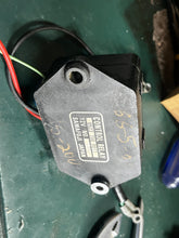 Lade das Bild in den Galerie-Viewer, 115 130 150 175 200 hp Yamaha electrical CONTROL RELAY 6G5-81950-01-00 two stroke 1987-1990