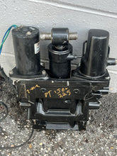 Load image into Gallery viewer, DT 150 175 200 225 hp Suzuki 48503-87D20-OED PTT Trim Cylinder & Motor 48400-87D02-0ED 2-wire TWO STROKE 1993-2003