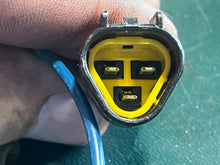 Load image into Gallery viewer, 90 hp Yamaha STATOR 6H1-85510-00-00 Two Stroke 3 Cylinder 1990-1991