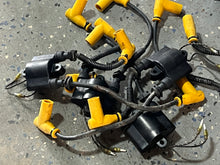 Cargar imagen en el visor de la galería, DT 225 200 175 150 hp Suzuki 33410-87D80 IGNITION COIL f6t532, 33510-87D20 SPARK PLUG CAP two stroke - OEM SUPER SIX ONLY