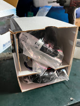 Lade das Bild in den Galerie-Viewer, Faria Beede F13852 DUAL TEMP DEPTH SOUNDER chesapeake ss white Digital Intstrument