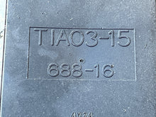 Lade das Bild in den Galerie-Viewer, 85 hp Yamaha CDI SWITCHBOX 688-16 TIA03-15 688-85540-16-00 two stroke 1989-1994 some 75 90 hp compatibility