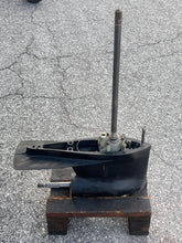 Cargar imagen en el visor de la galería, 115 hp Mercury Tower Of Power LOWER UNIT 20” long 1655-7333T42 1655-7333A42 Two Stroke 6 Cylinder