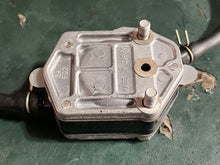 Lade das Bild in den Galerie-Viewer, 75 hp Yamaha FUEL PUMP 692-24410-00-00 (25-90hp compatible) FILTER 61N-24560-00-00