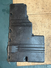 Cargar imagen en el visor de la galería, 70 60 hp Tohatsu Nissan 3F3069021M cdi electrical cover 2003 3F3069021