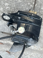 Lade das Bild in den Galerie-Viewer, 30 25 hp Mercury LOWER UNIT ASSY 825132T23 gearcase 8M0187015 346Q600006 four stroke EFI