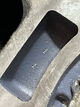 Load image into Gallery viewer, sold ebay april2025——f 115 hp Yamaha 2003 Cylinder Head 68V-11110-00-94 four stroke 2000-2011 68V-W009A-01-1S