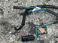 Cargar imagen en el visor de la galería, 115 100 90 80 hp Mercury TRIM HARNESS 819514T24 84-8M0030540 four stroke EFI