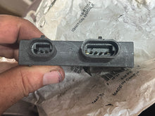 Cargar imagen en el visor de la galería, Mercruiser IGNITION MODULE 811637001 OMC 3854003 Sierra 18-5207-1 for 4-6-8 cylinder engines
